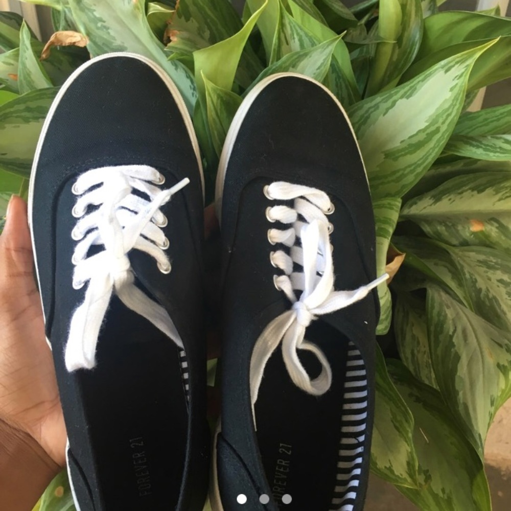Black low top shoes!